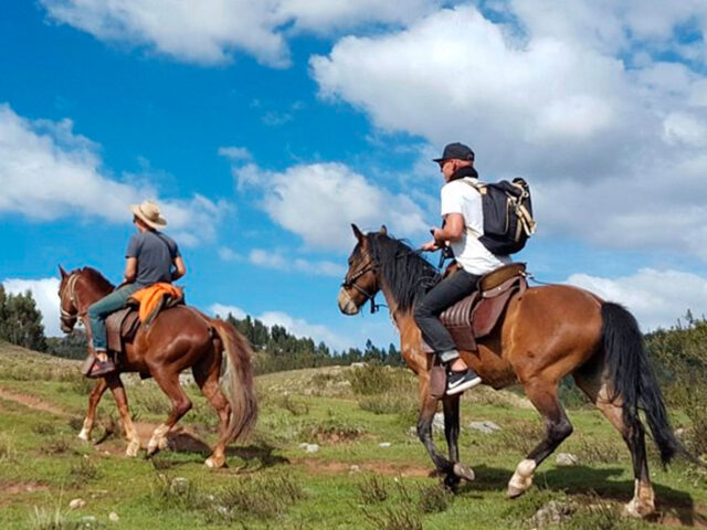 Cusco horse riding Perú